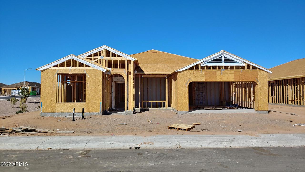 1046 W Beacon Dr., Casa Grande, AZ 85122