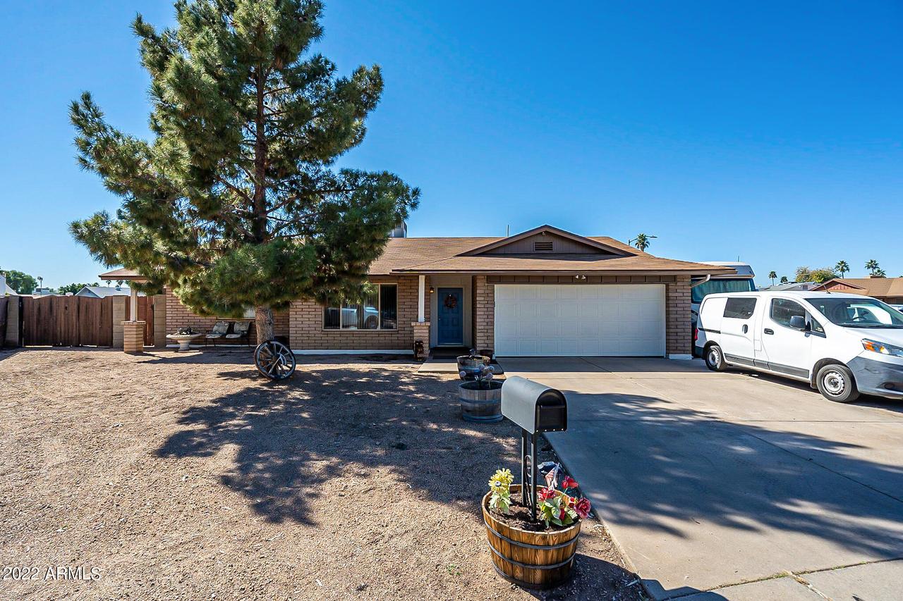 2919 W Redfield Rd., Phoenix, AZ 85053