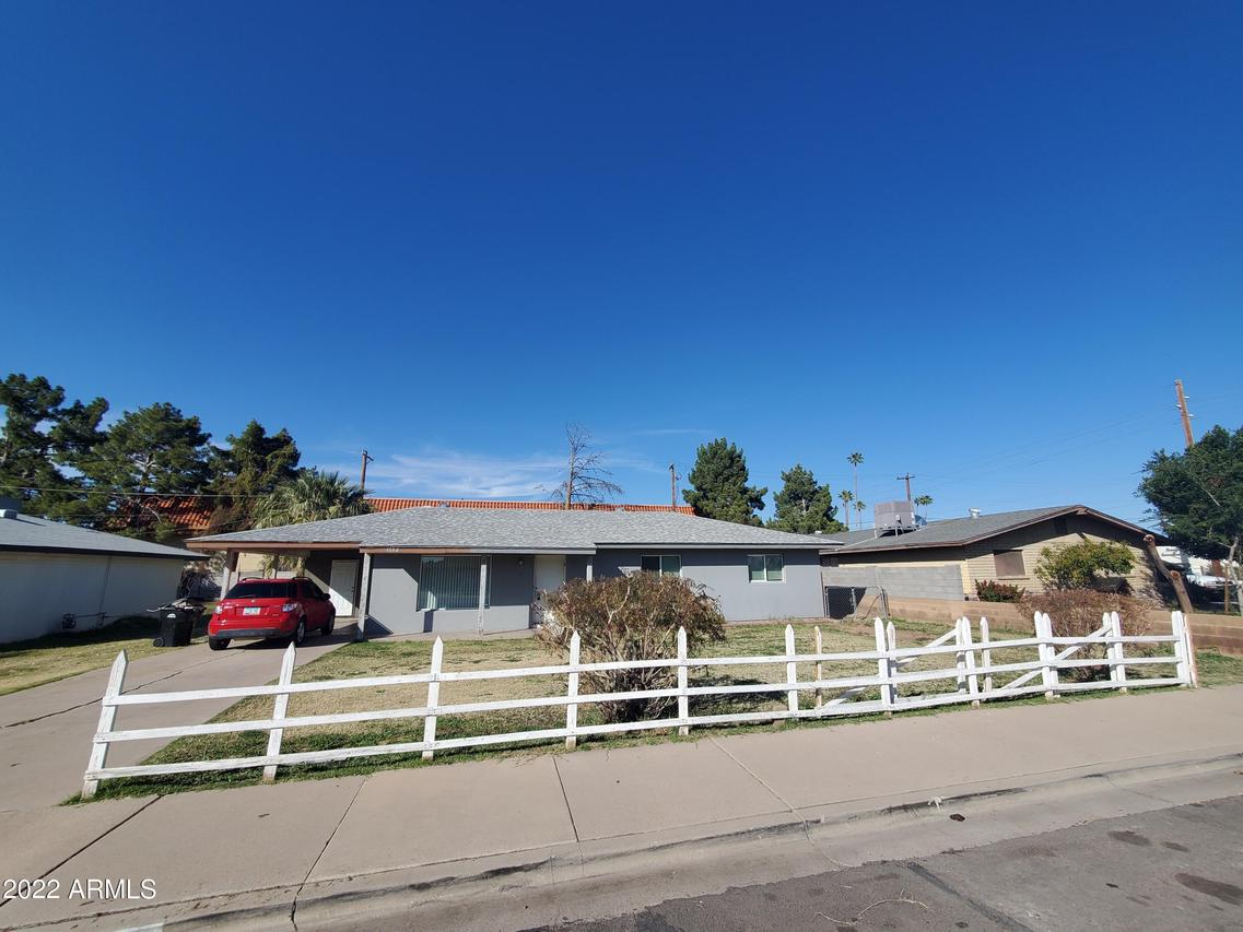 1152 E 1st Ave., Mesa, AZ 85204