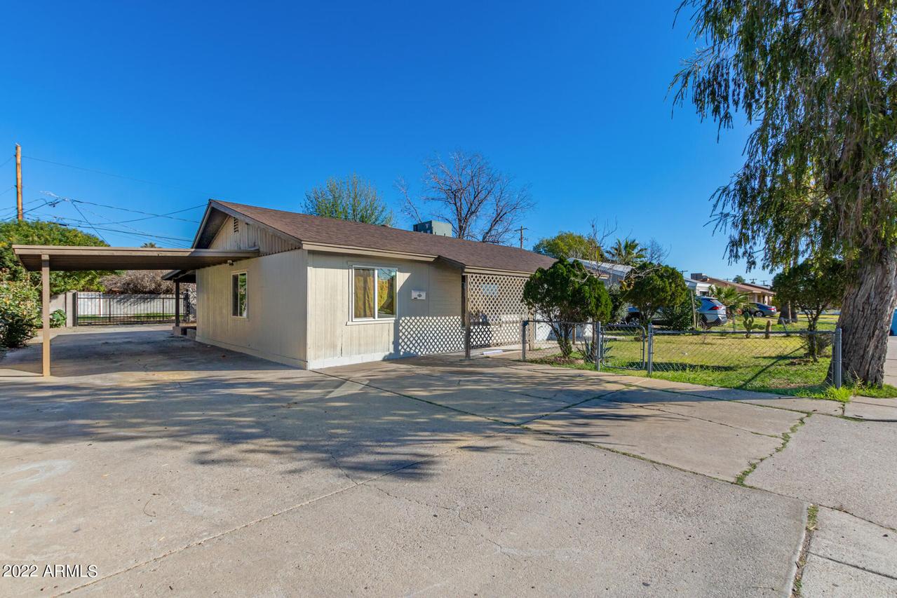 2836 W Bethany Home Rd., Phoenix, AZ 85017
