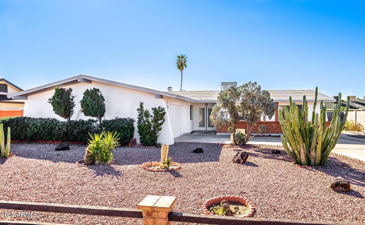 4635 W Laurel Ln., Glendale, AZ 85304