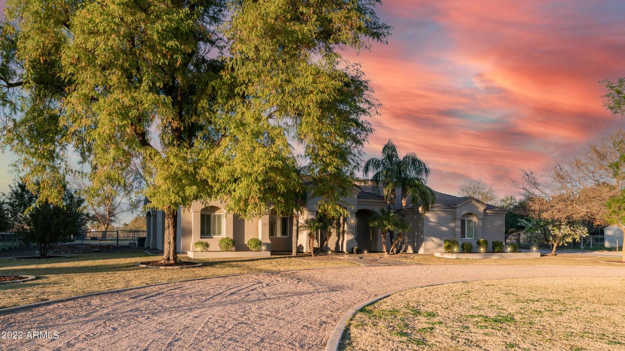 12520 E Via De Palmas, Chandler, AZ 85249