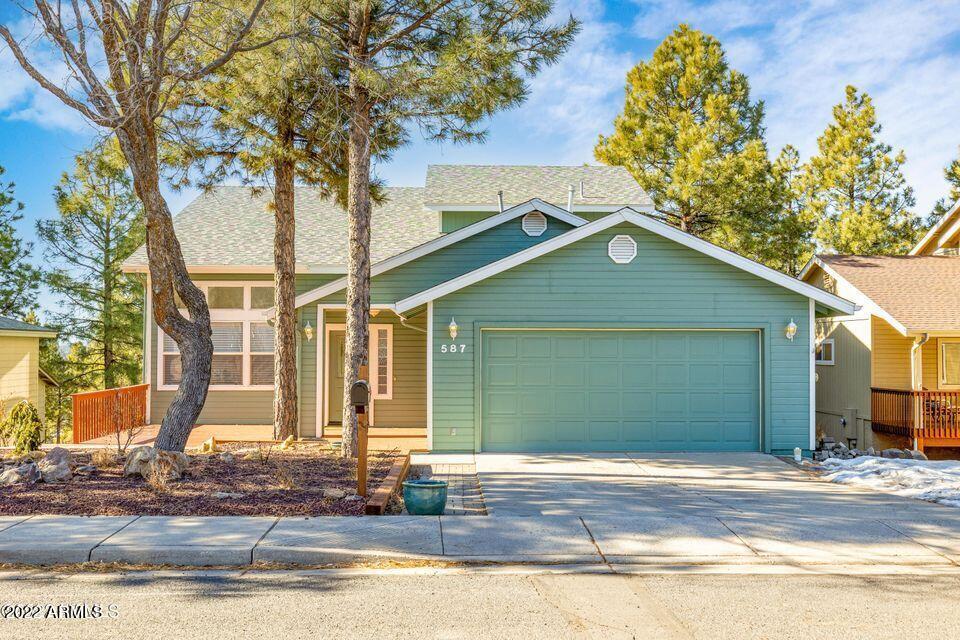 587 N Pine Cliff Dr., Flagstaff, AZ 86001