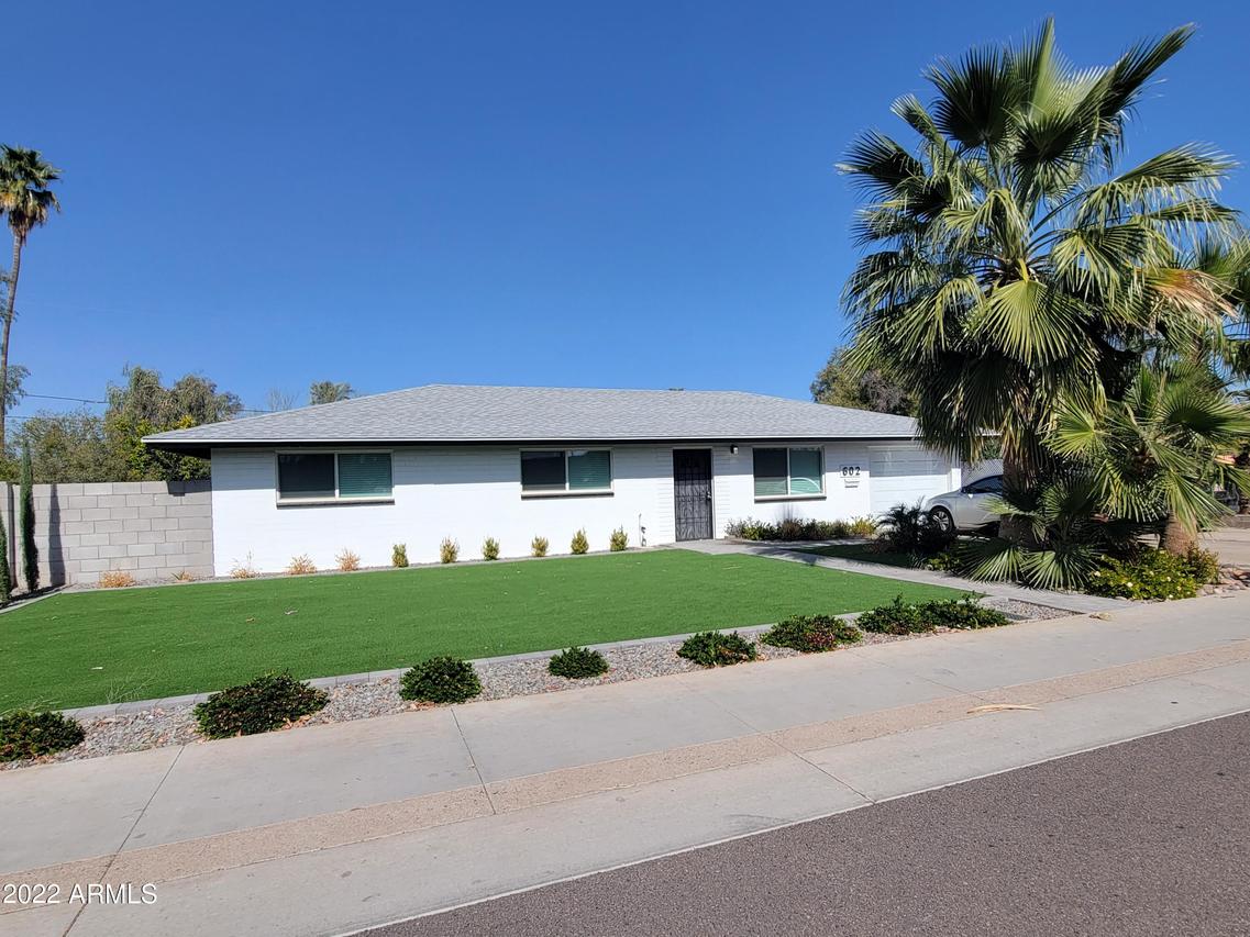 602 E Broadway Ln., Tempe, AZ 85282