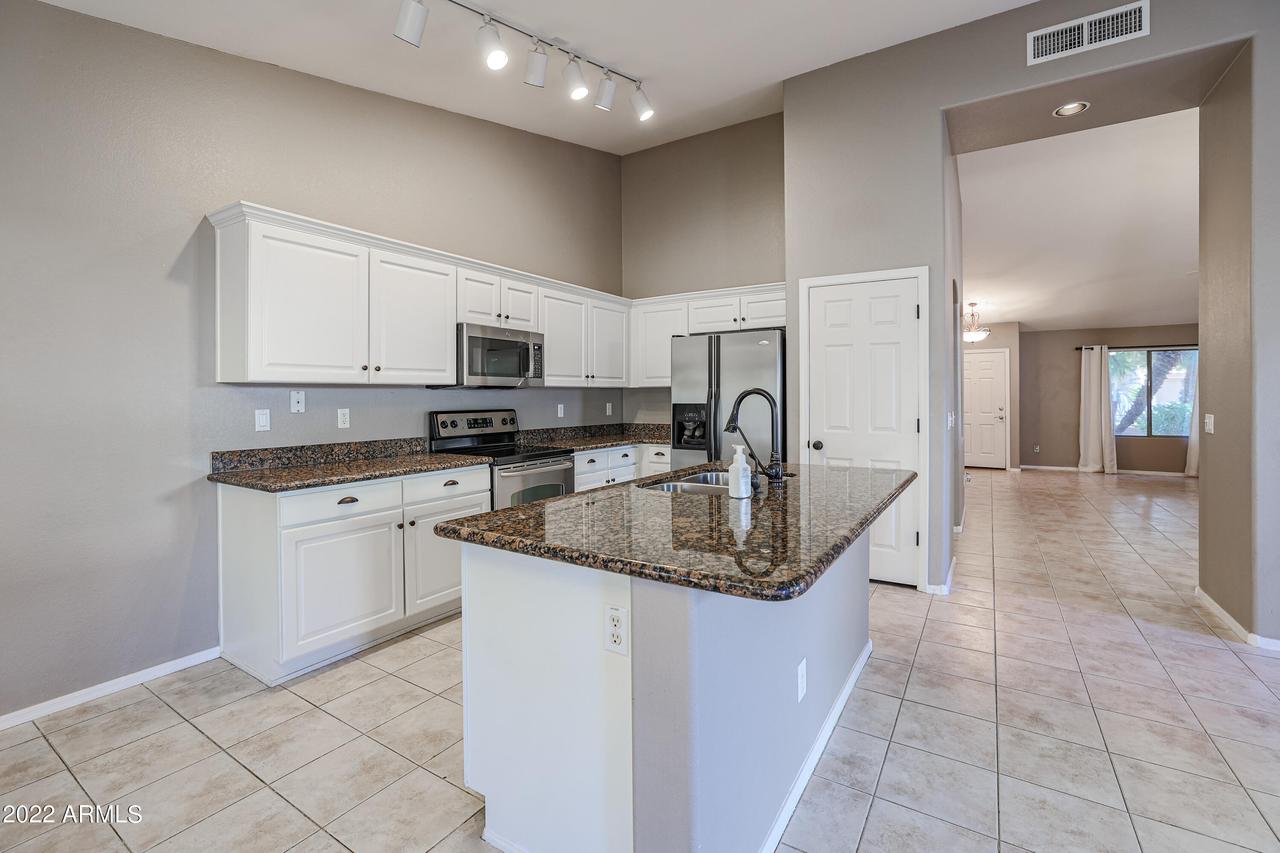 16187 N 158th Dr., Surprise, AZ 85374