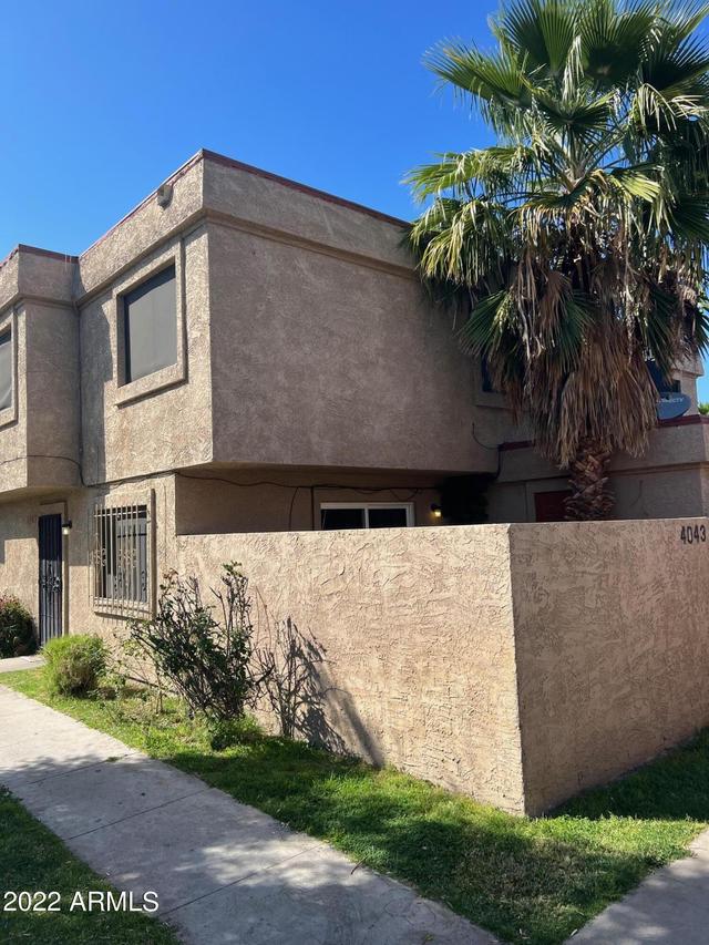 4043 W Palomino Rd., Phoenix, AZ 85019