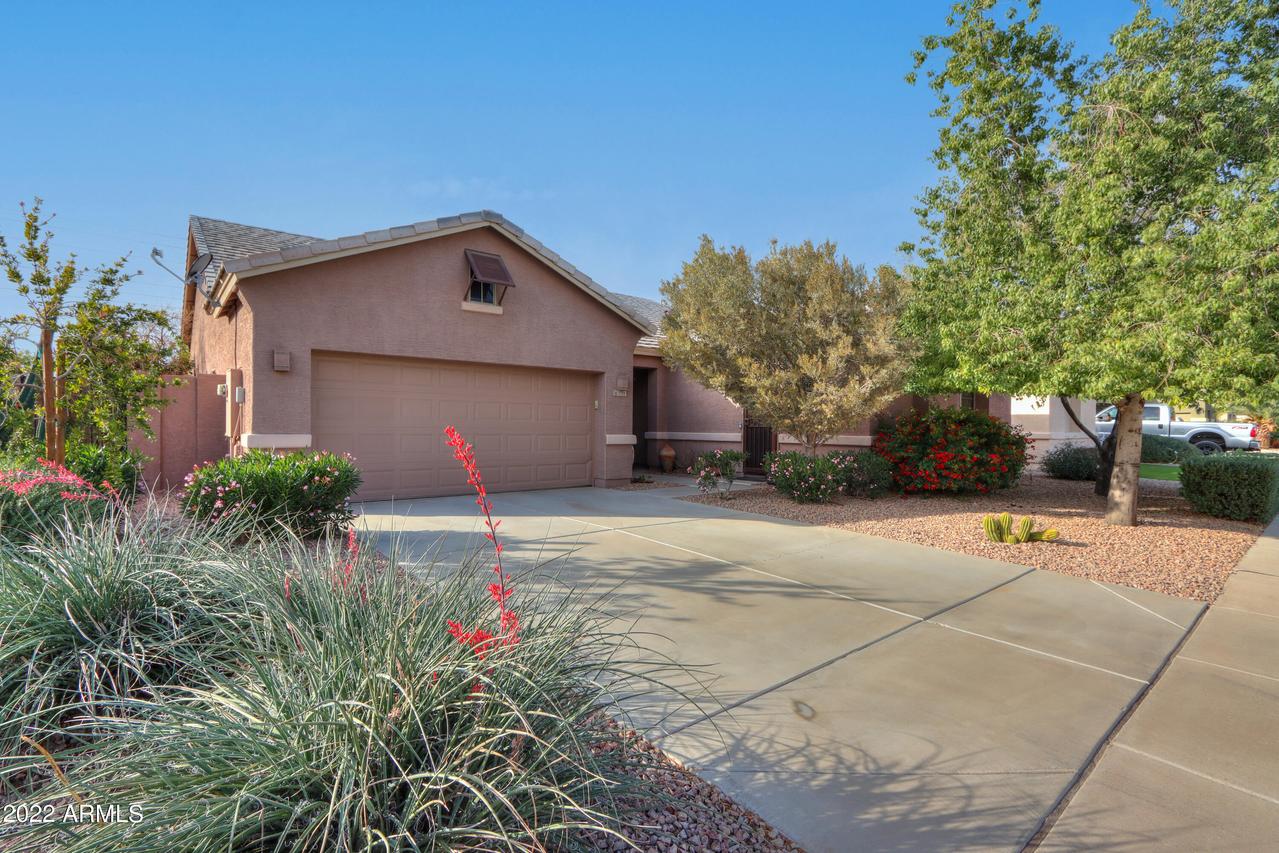 1755 N Agave St., Casa Grande, AZ 85122