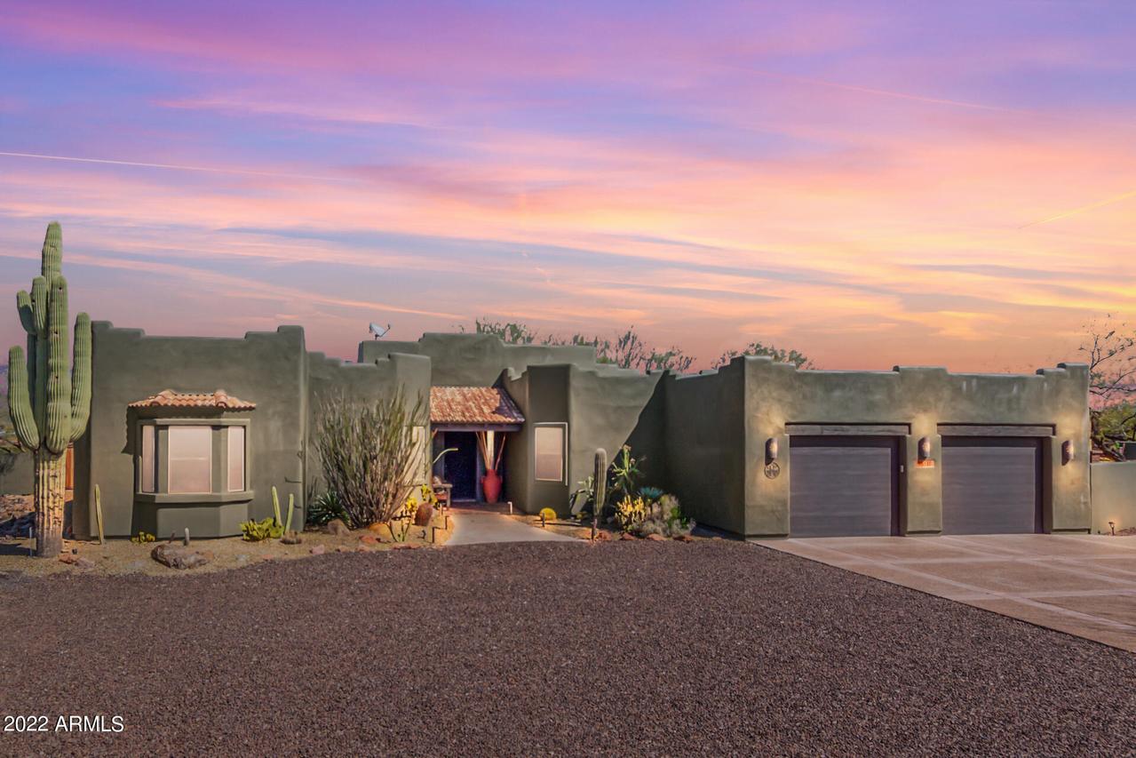 33520 N 12th St., Phoenix, AZ 85085