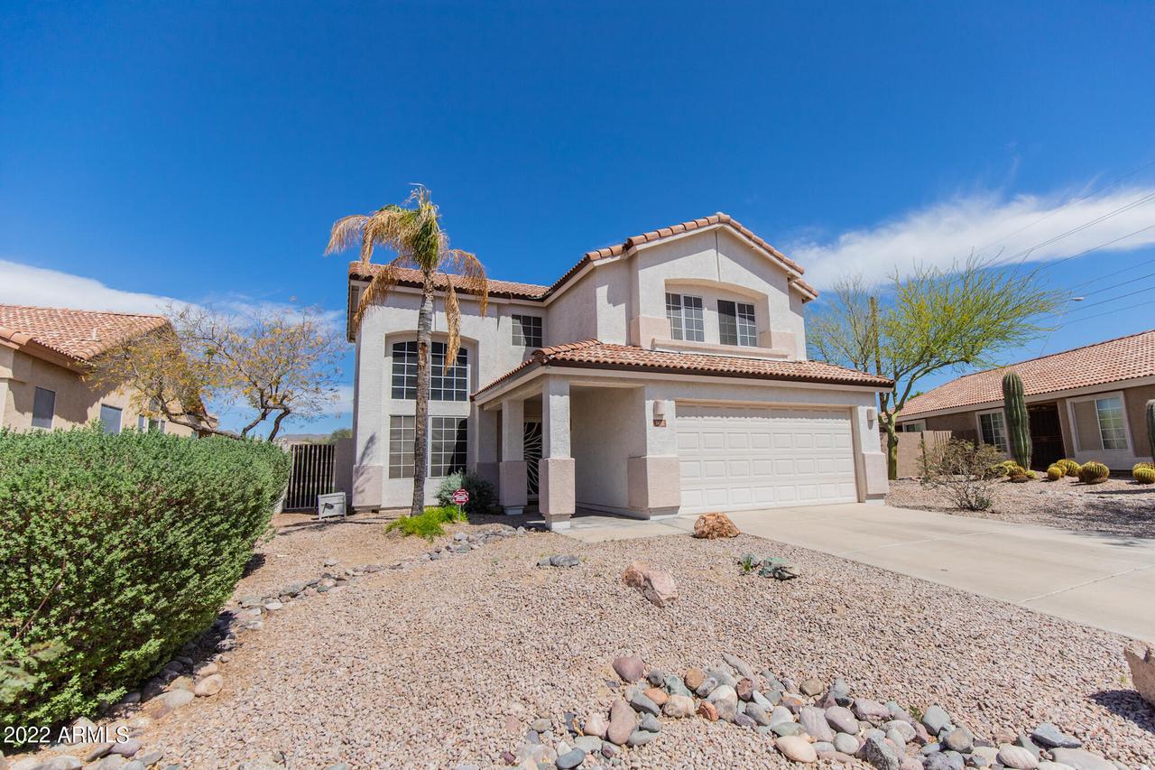 3611 N Santiago Cir., Mesa, AZ 85215