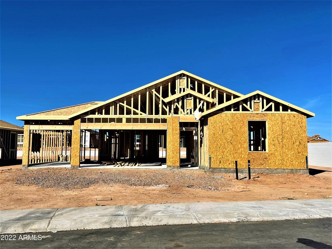 1060 W Beacon Dr., Casa Grande, AZ 85122