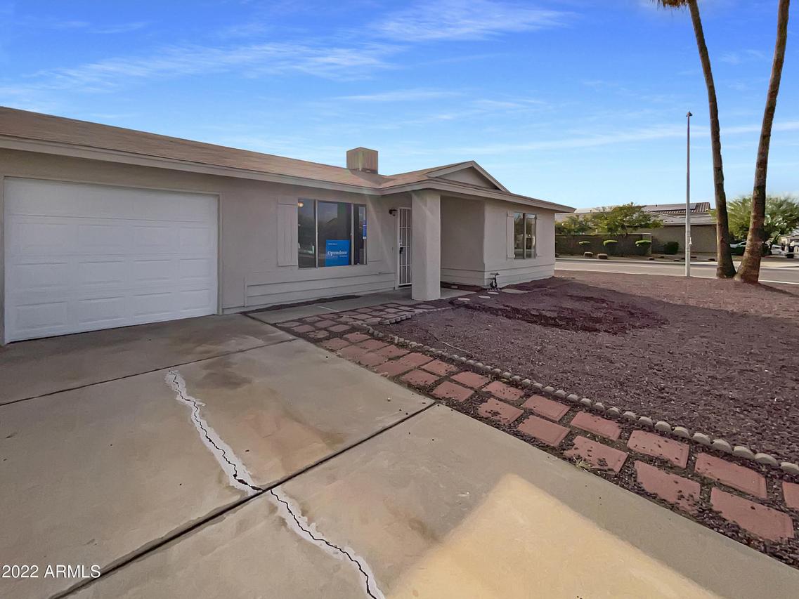 8651 W Mackenzie Dr., Phoenix, AZ 85037