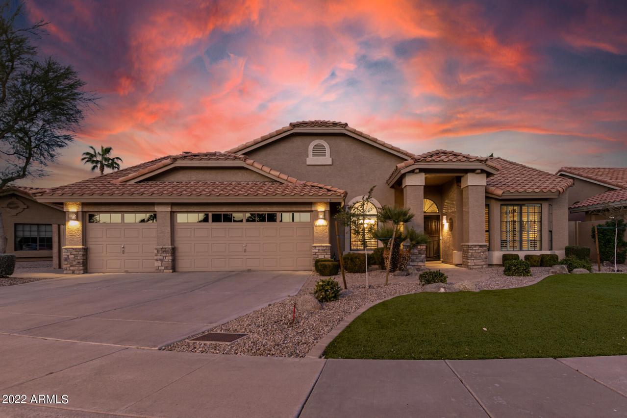 1037 S Scallop Dr., Gilbert, AZ 85233