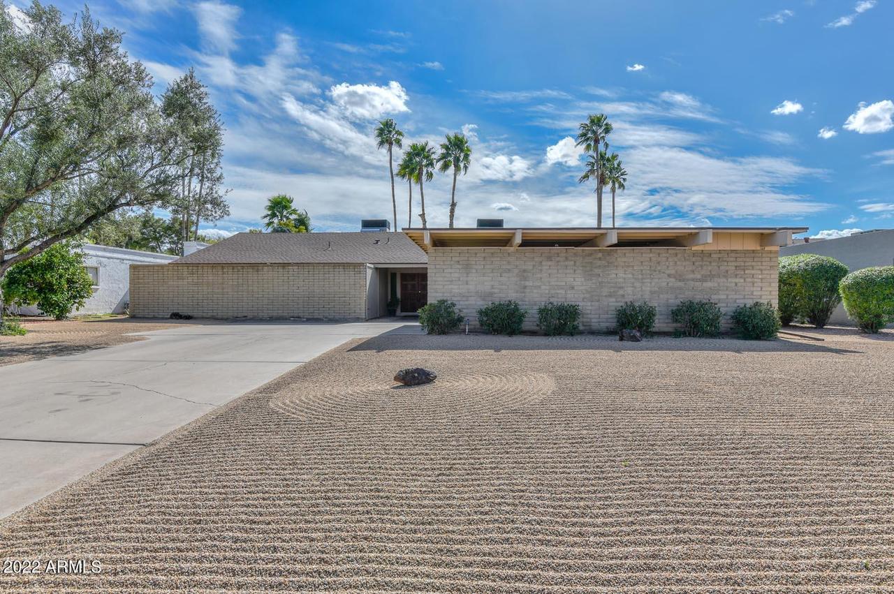229 W Pine Valley Dr., Phoenix, AZ 85023