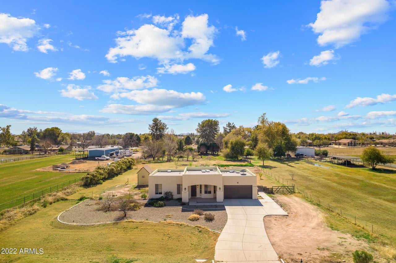 12415 E Via De Arboles, Chandler, AZ 85249