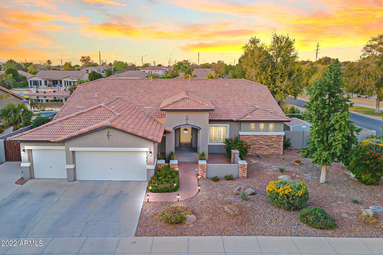 558 E Horseshoe Pl., Chandler, AZ 85249