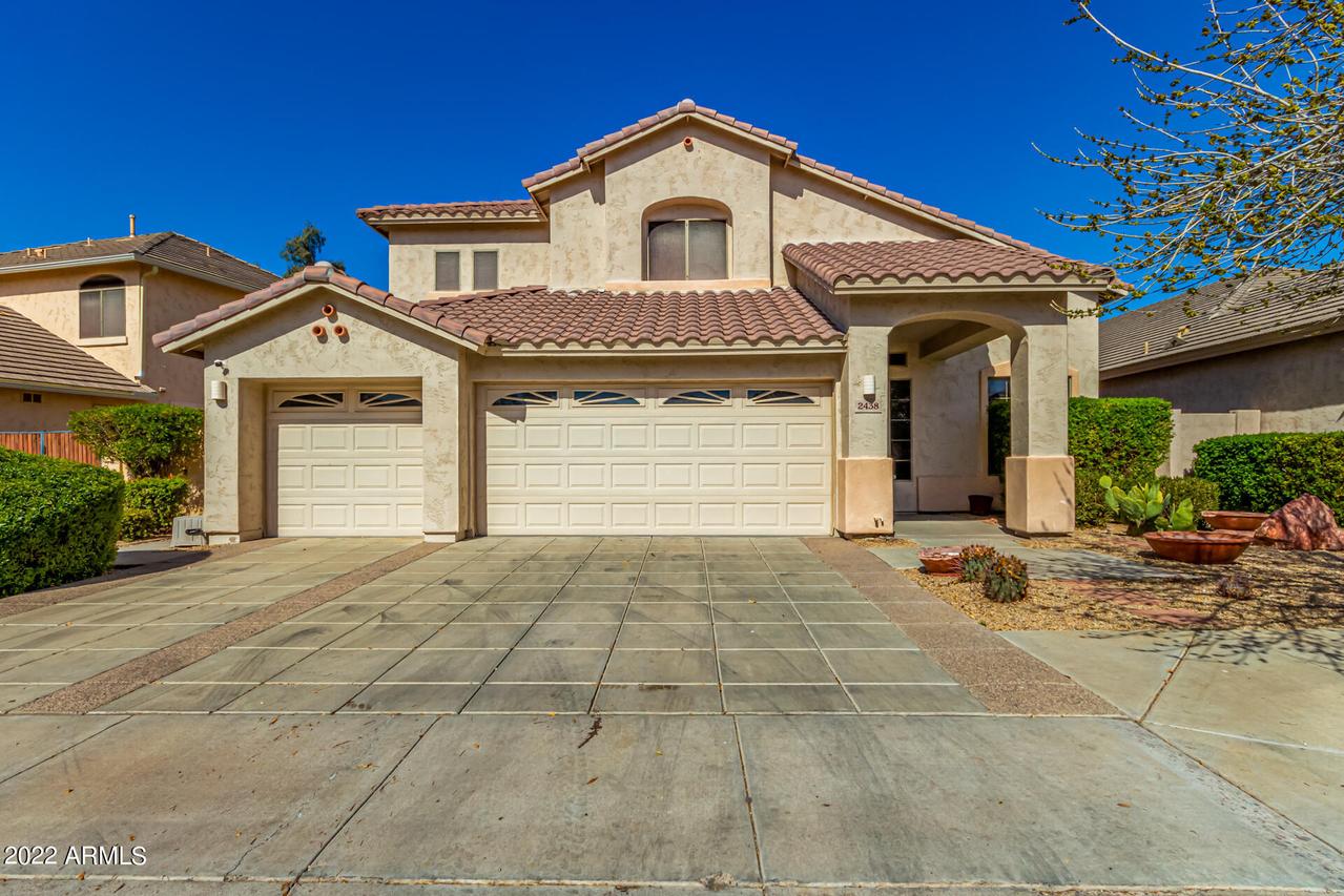 2438 E Fremont Rd., Phoenix, AZ 85040