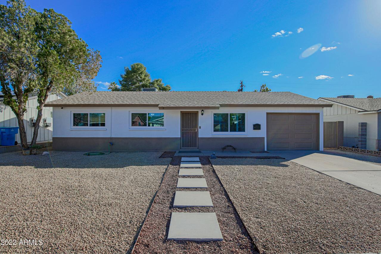 1107 E Las Palmaritas Dr., Phoenix, AZ 85020