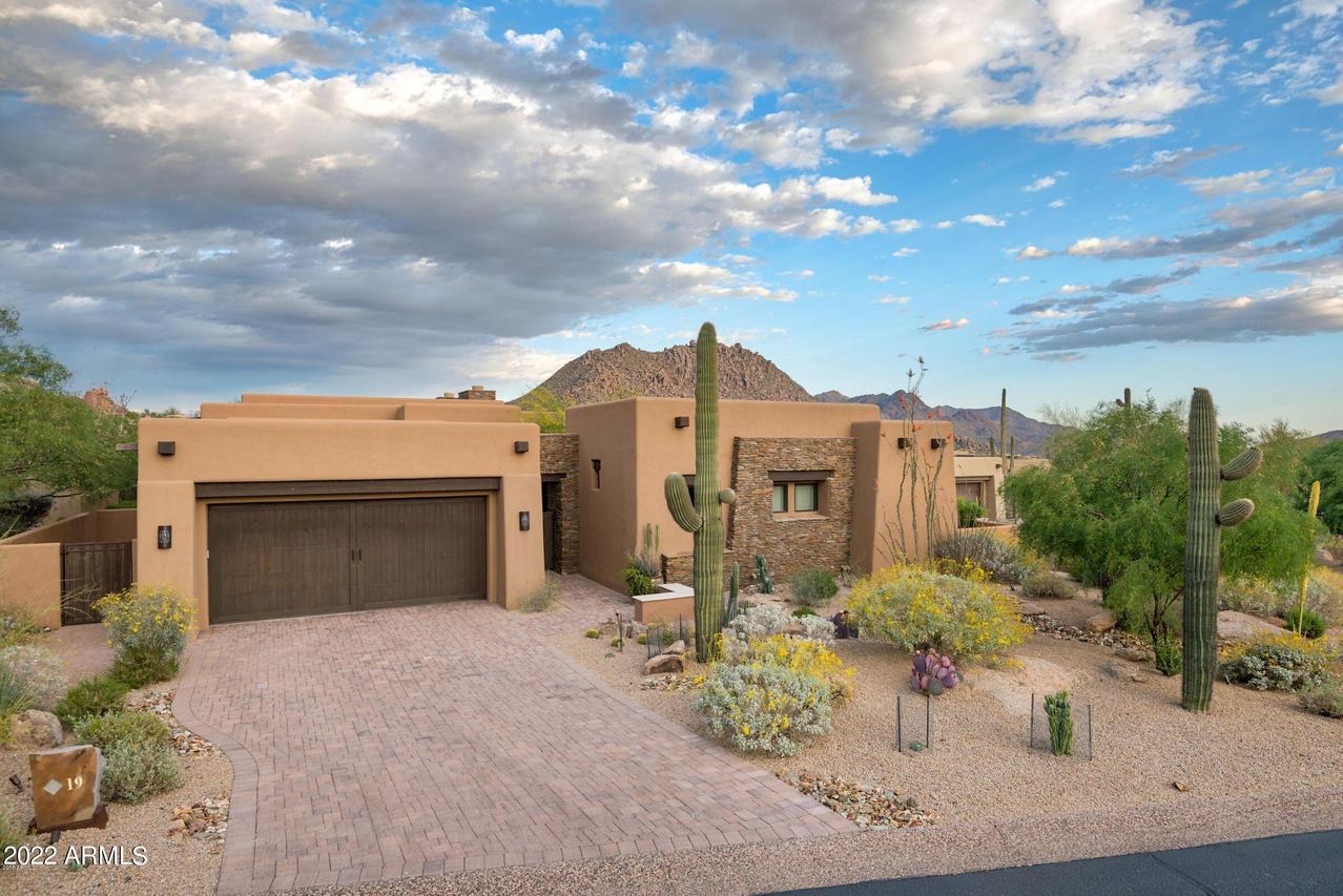 10585 E Crescent Moon Dr. #19, Scottsdale, AZ 85262