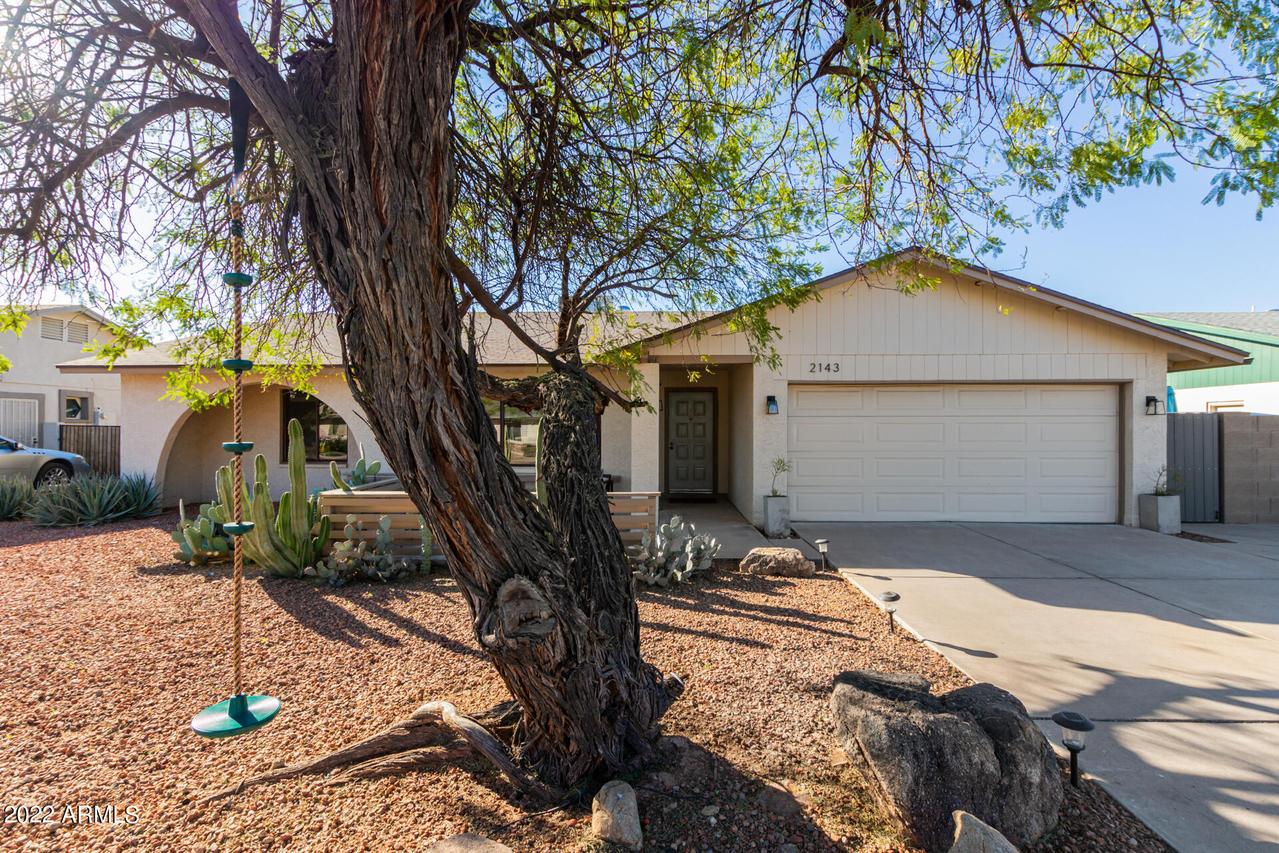 2143 E La Donna Dr., Tempe, AZ 85283