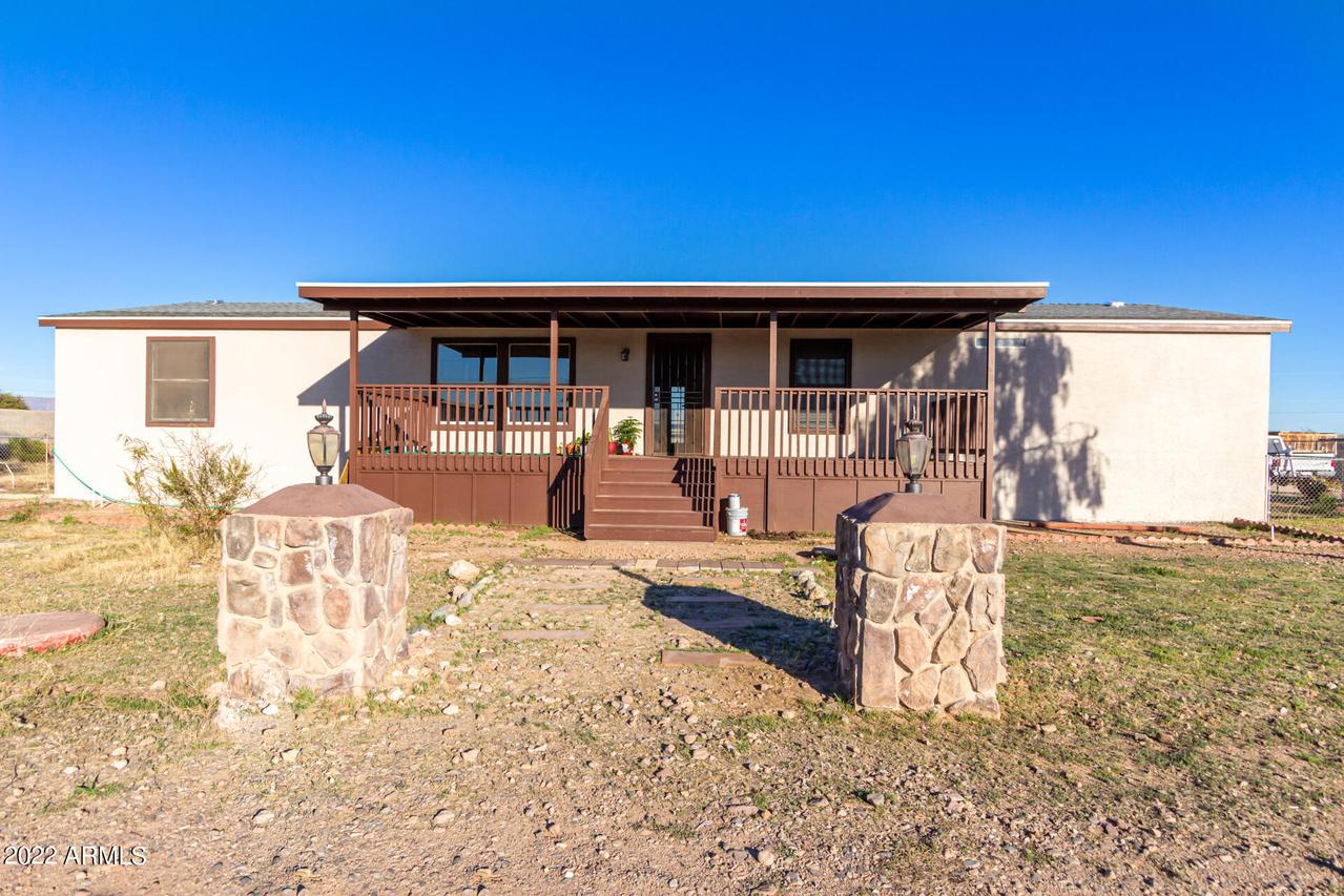 43459 N Terrace View Ave., San Tan Valley, AZ 85140