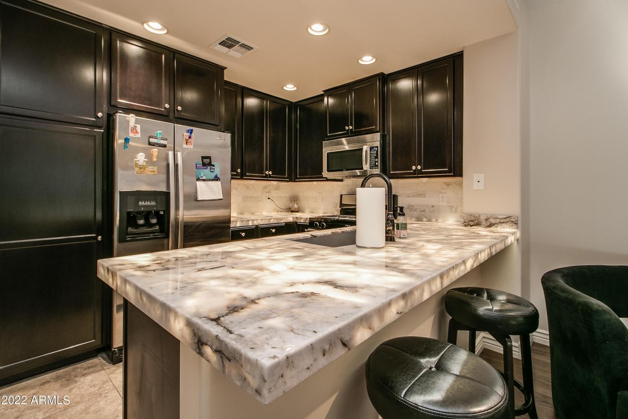 5350 E Deer Valley Dr. #1260, Phoenix, AZ 85054