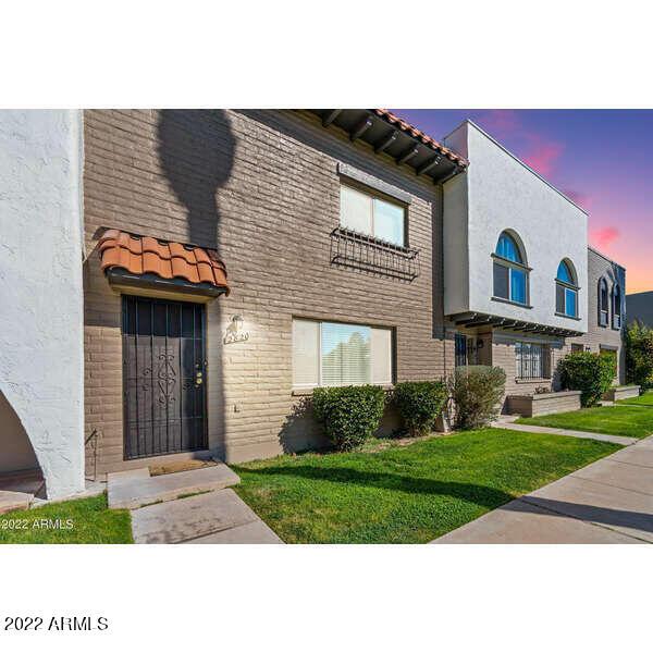 2820 E Clarendon Ave., Phoenix, AZ 85016