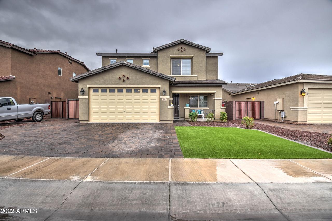 953 W Whistling Thorn Ave., San Tan Valley, AZ 85140