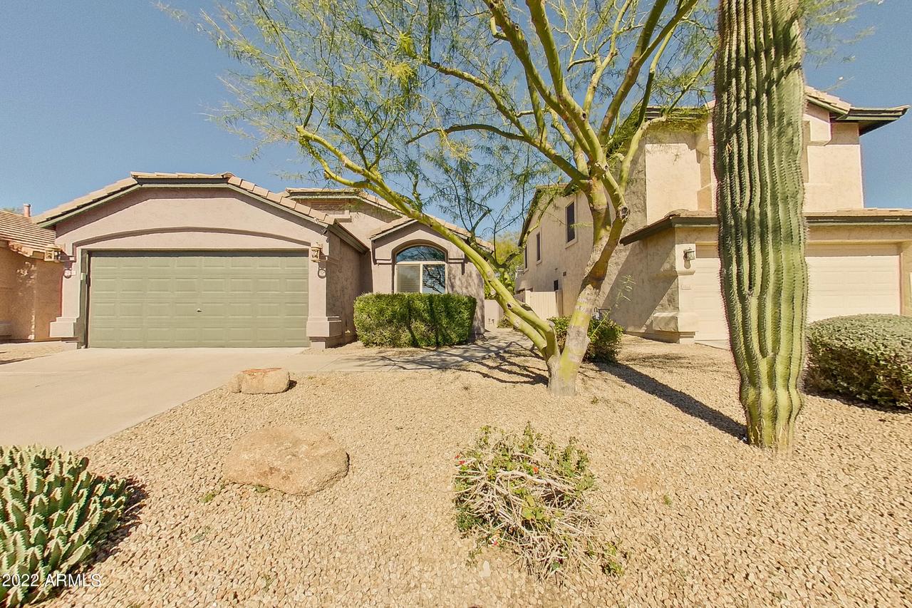 4840 E Abraham Ln., Phoenix, AZ 85054