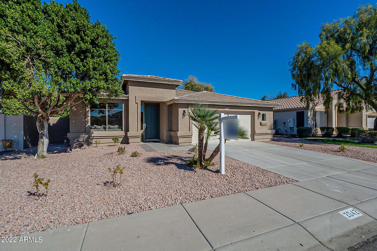 2042 E La Costa Dr., Chandler, AZ 85249