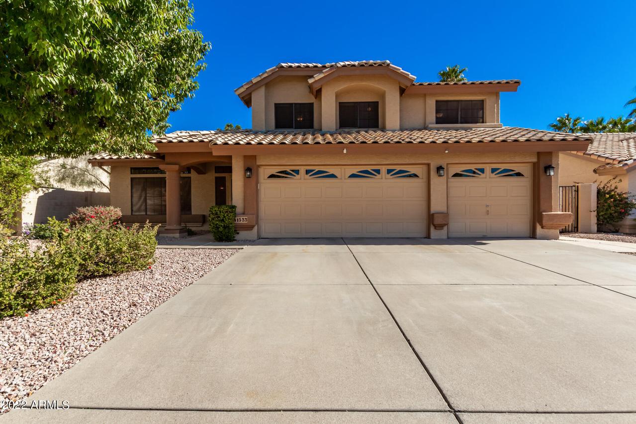 1533 N Sinova, Mesa, AZ 85205