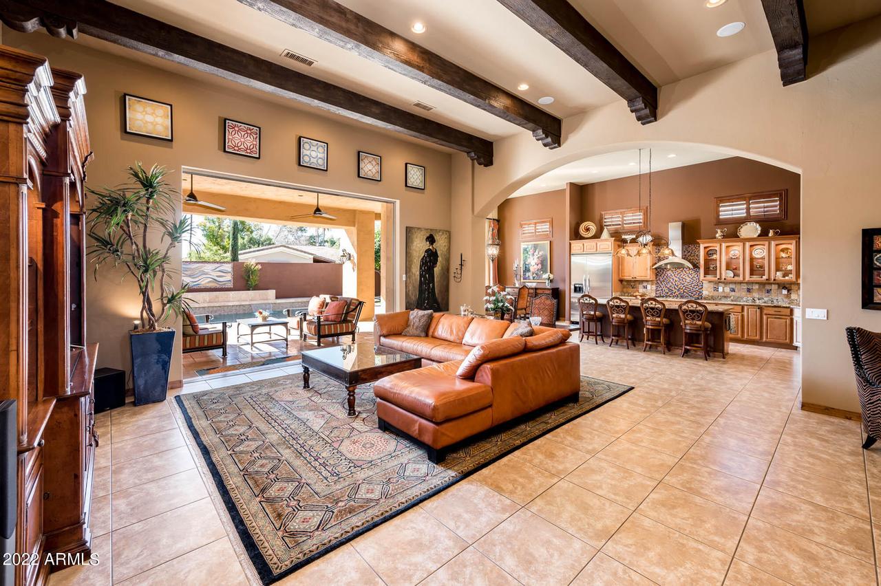 1523 W Winter Dr., Phoenix, AZ 85021