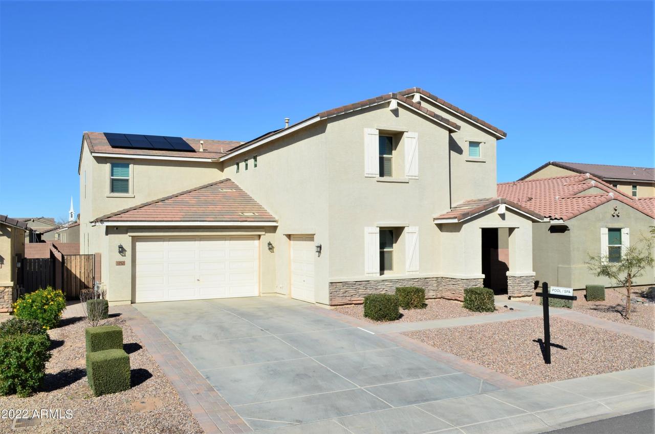 1052 W Glen Canyon Dr., San Tan Valley, AZ 85140
