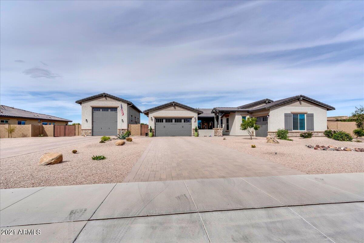 21044 E Aquarius Way, Queen Creek, AZ 85142