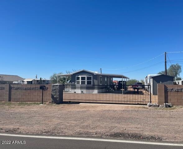 654 N Tomahawk Rd., Apache Junction, AZ 85119