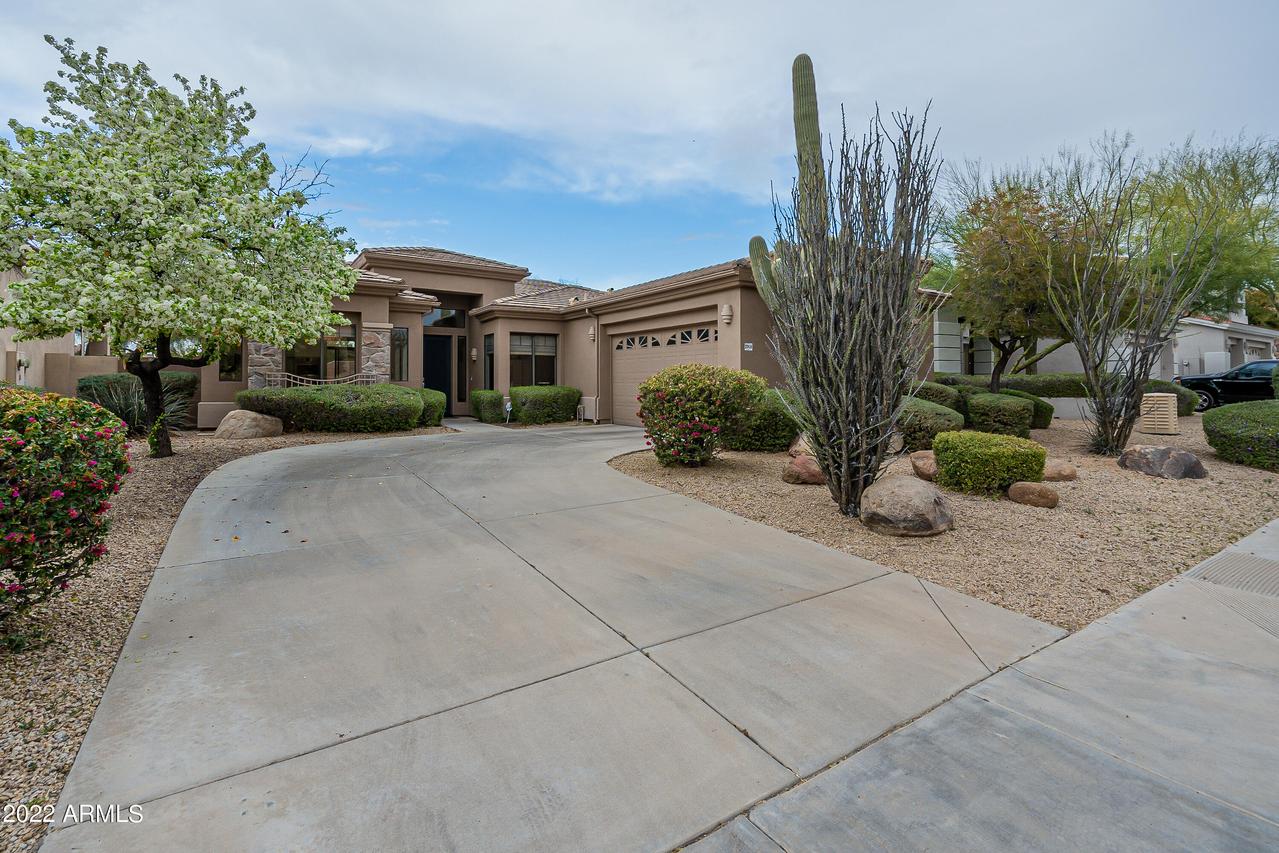 22416 N 48th St., Phoenix, AZ 85054