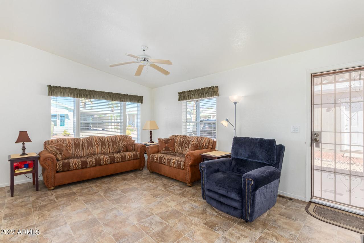 2400 E Baseline Ave. #131, Apache Junction, AZ 85119