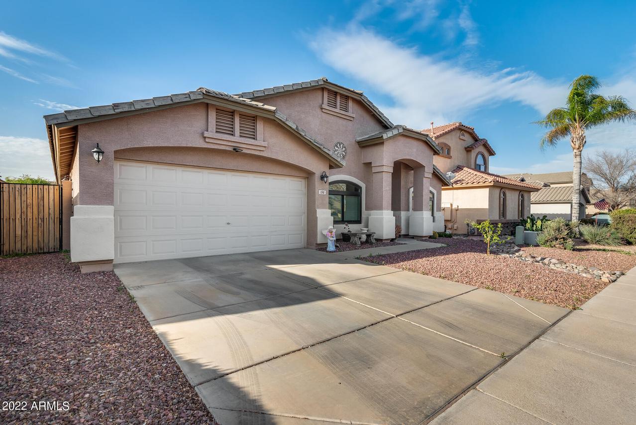 196 E Clairidge Dr., Queen Creek, AZ 85143