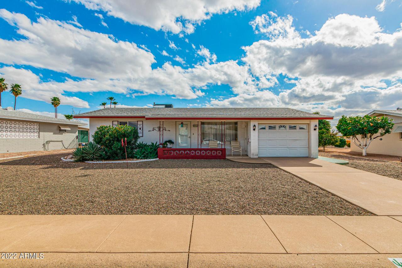 5721 E Dallas St., Mesa, AZ 85205