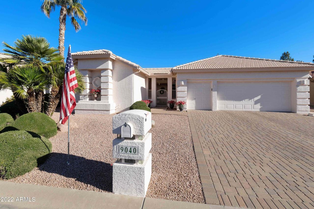 9040 E Coopers Hawk Dr., Sun Lakes, AZ 85248