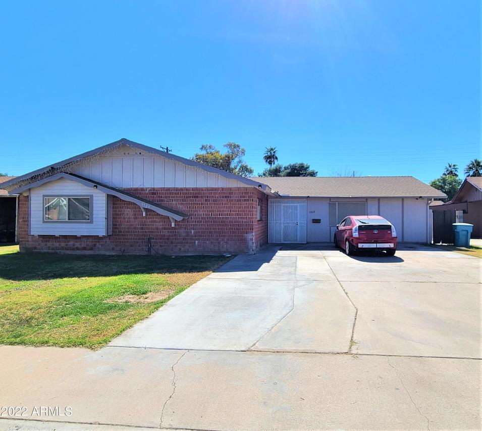 3727 W Marlette Ave., Phoenix, AZ 85019