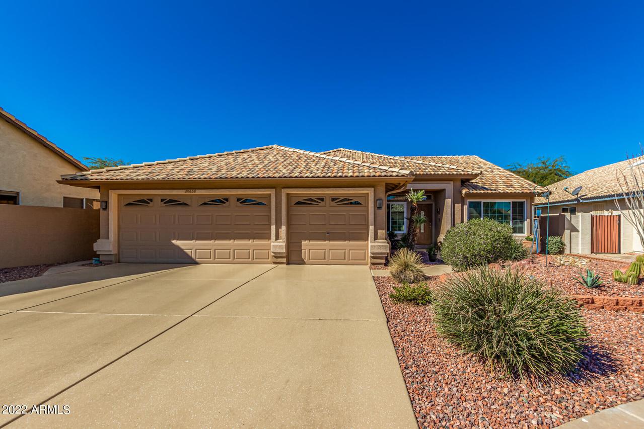 20638 N 107th Dr., Sun City, AZ 85373