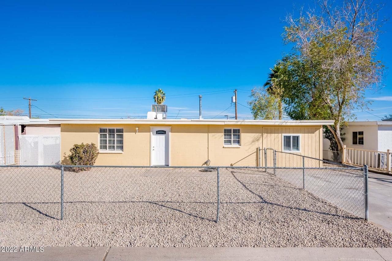 2322 E Nancy Ln., Phoenix, AZ 85042