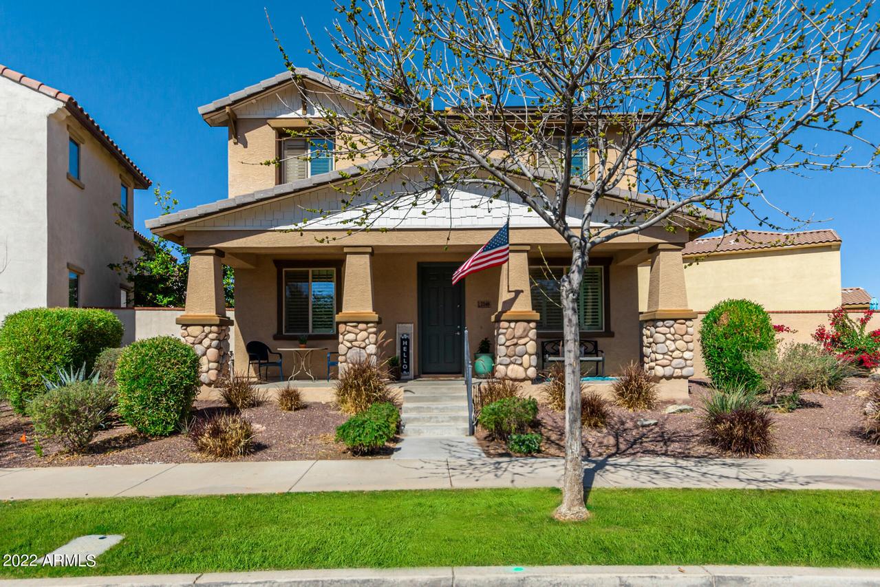 2240 N Heritage St., Buckeye, AZ 85396