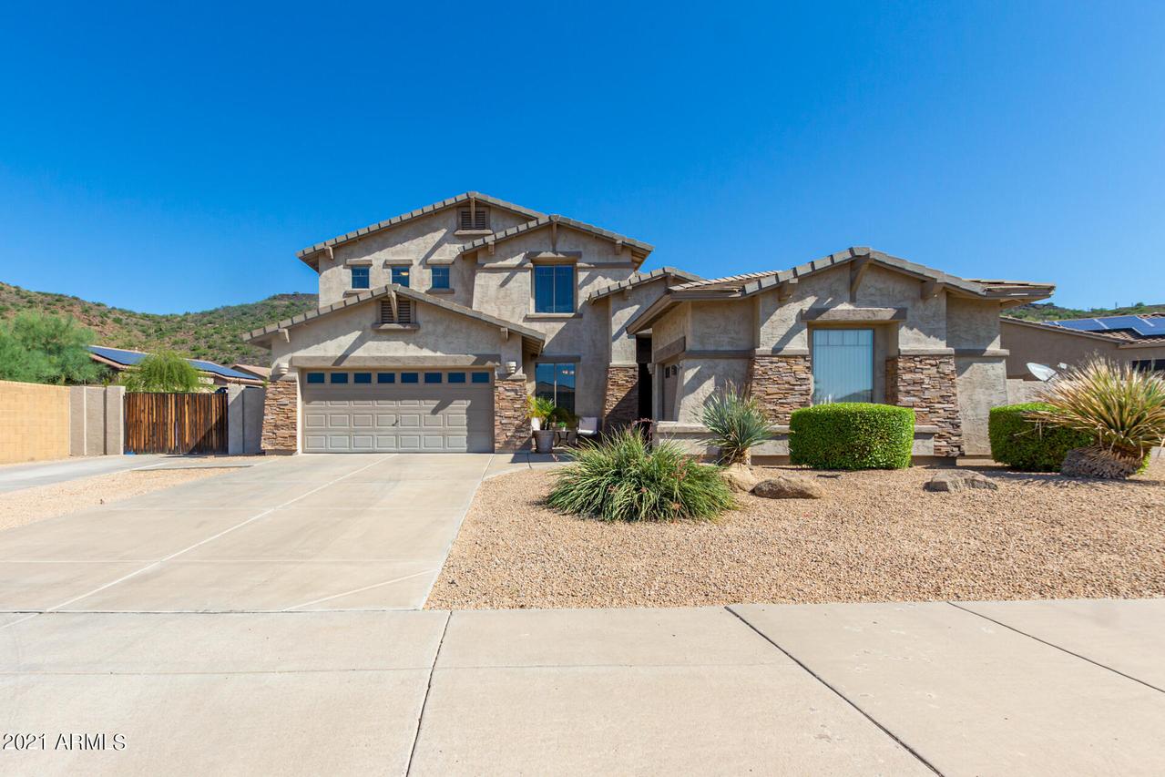 26204 N Fernbush Dr., Phoenix, AZ 85083