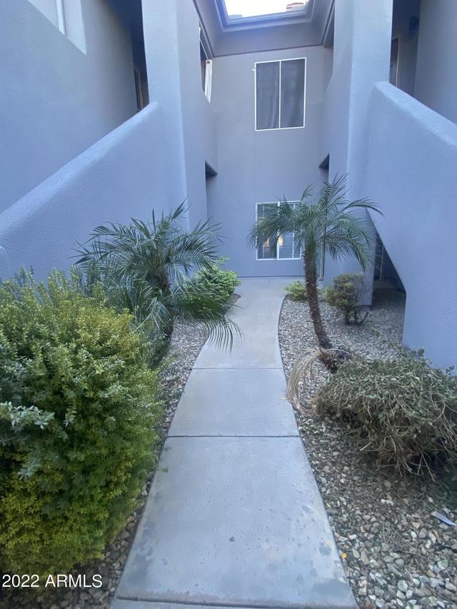 7401 W Arrowhead Clubhouse Dr. #1085, Glendale, AZ 85308