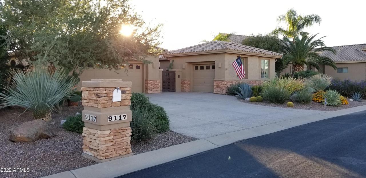 9117 E Rocky Lake Dr., Sun Lakes, AZ 85248