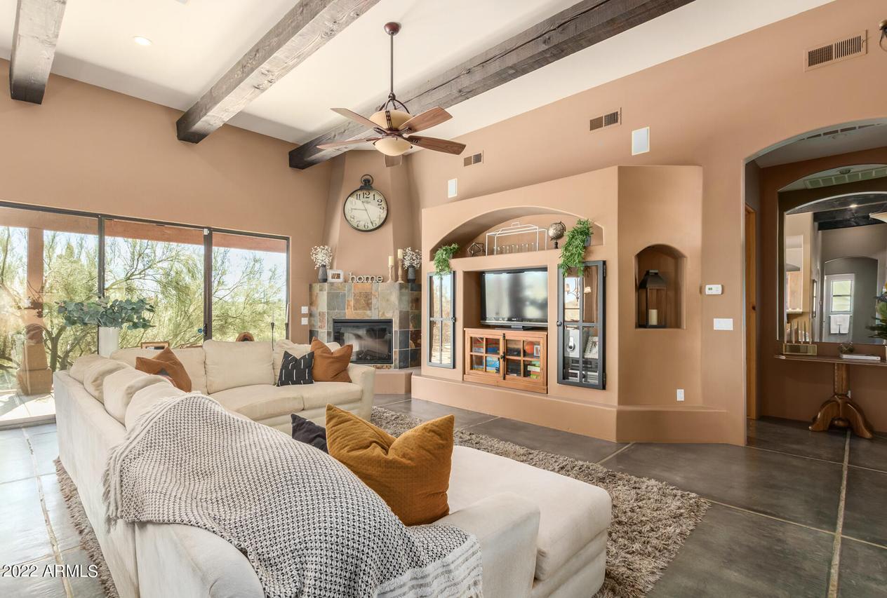 37907 N 17th Pl., Phoenix, AZ 85086