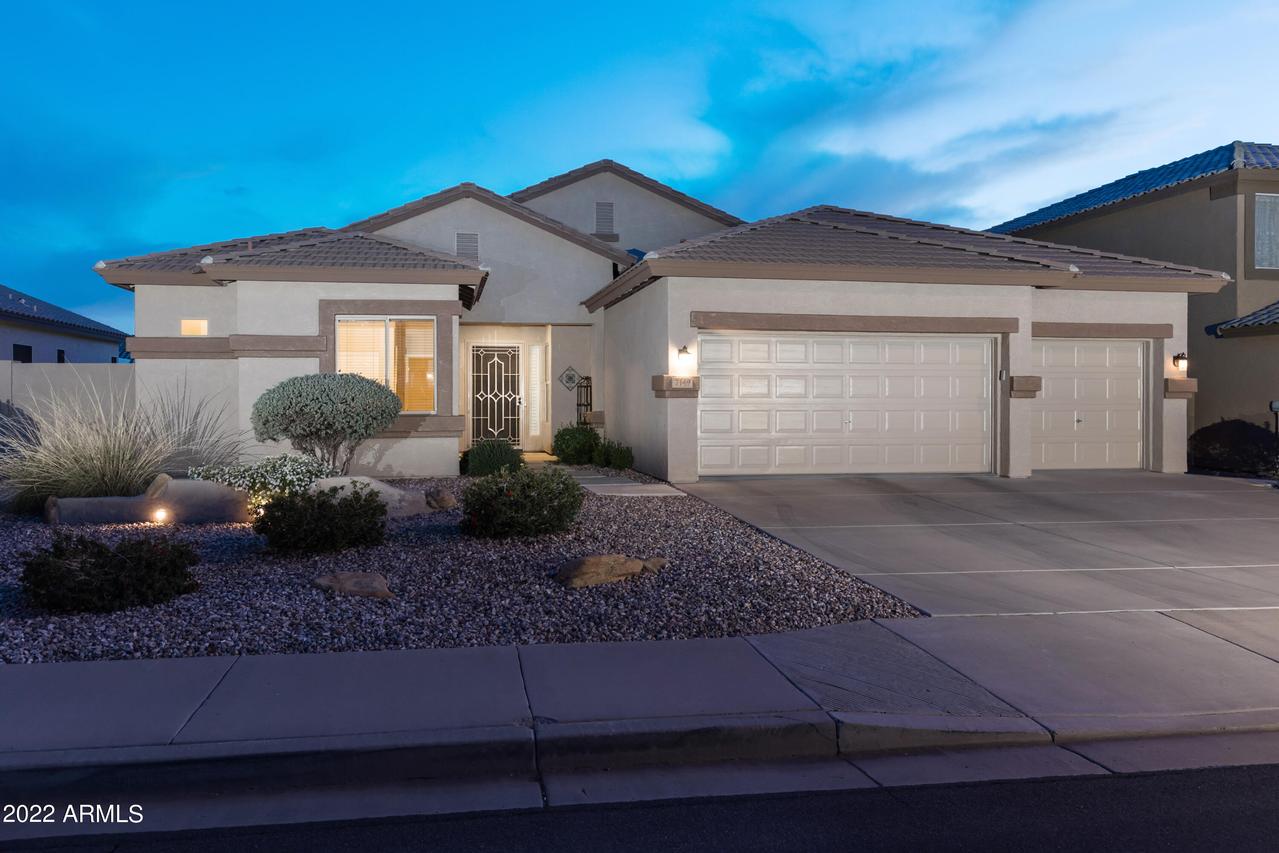 7149 W Saddlehorn Rd., Peoria, AZ 85383