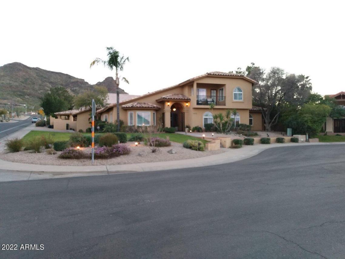 15822 N 16th St., Phoenix, AZ 85022