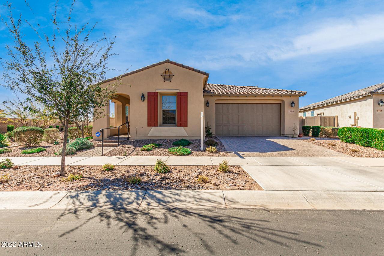 5718 S Winchester, Mesa, AZ 85212